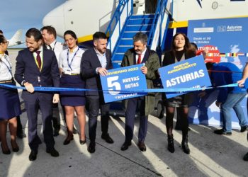 Asturias en «modo avión»:  8 conexiones internacionales y 32.000 plazas mensuales