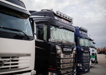 Jornada sin grandes incidentes en el primer día de paro de los transportistas