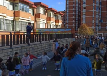 El Colegio Pumarín cierra cantando la Seronda más gijonuda