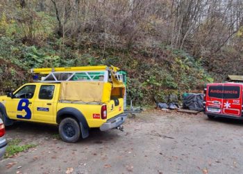 Un herido tras sufrir una caída en Caso
