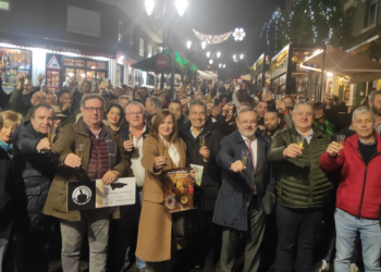 Brindis popular por la sidra espumosa 100 % asturiana en Gascona