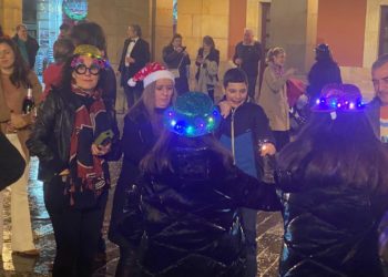 Gijón comienza 2023 sin campanadas en la plaza Mayor