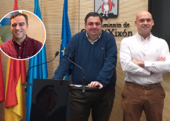 «A Olmo Ron le ha quedado grande el puesto», afirma el portavoz de Foro tras la renuncia del socialista