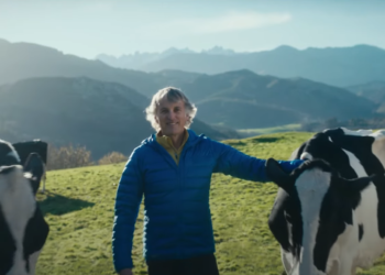 Jesús Calleja, protagonista del nuevo spot de Central Lechera: «Yo bebo leche»