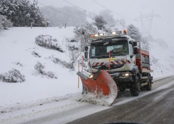 El Principado se refuerza ante la llegada de nevadas: 47 vehículos y más de 100 empleados