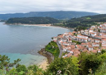 Medio rural crea los planes de gestión del percebe de la costa Central y Oriental de Asturias