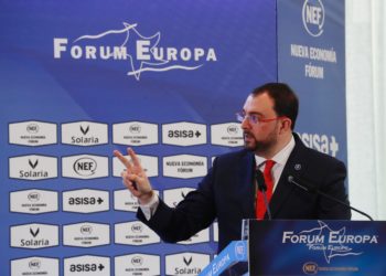 Barbón, sobre la variante: «Si por acelerar un mes ponemos en riesgo la vida de los asturianos no dormiría tranquilo»