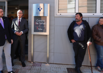 Barbón, a los sanitarios asturianos en otras comunidades: «Aquí tienen espacio para volver»