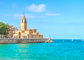 El tiempo estable marcará este lunes temperaturas primaverales