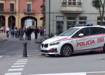 Detenido en Gijón un hombre por agredir a otro con una barra de hierro en una pelea