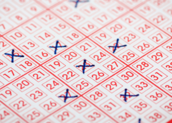 El sorteo de Euromillones deja un premio de 109.249 euros en Grado