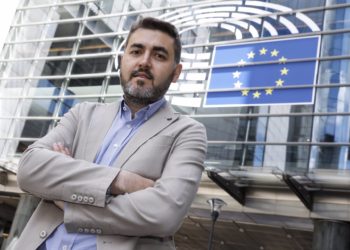 Jonás Fernández (PSOE): El proceso de selección de altos cargos de Canga (PP) «está más cerca de Vox que de la UE»