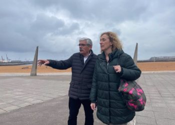 Floro propone una incubadora de proyectos en El Musel para la creación de empresas de base tecnológica