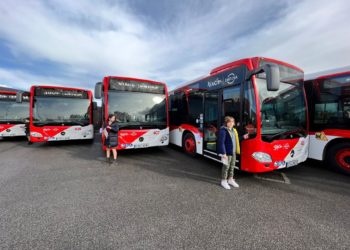 Emtusa presenta sus seis nuevos autobuses híbridos