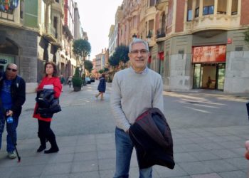 Llamazares presenta su candidatura a la alcaldía de Oviedo con una política «seria, dialogante y colaborativa»