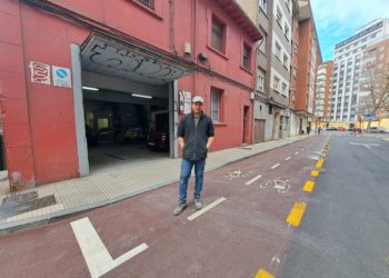 Este lunes se abre el carril bici que ha puesto “patas arriba” La Calzada