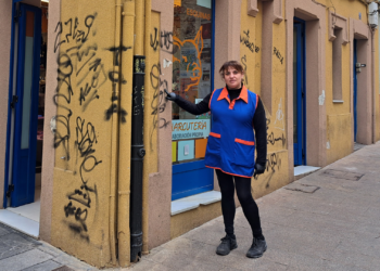 Vecinos y hosteleros, hartos: “Cimadevilla es ahora mismo la ciudad sin ley”