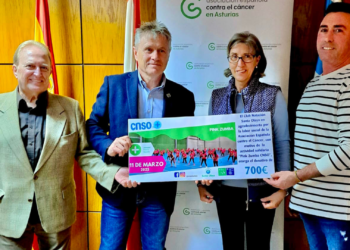 El Santa Olaya recauda 700 euros para la lucha contra el cáncer