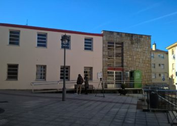 Un hombre amenaza a varios sanitarios en el centro de salud de La Carriona, en Avilés