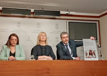 Vox recurre ante los tribunales las convocatorias públicas de empleo de RTPA por puntuar el asturiano