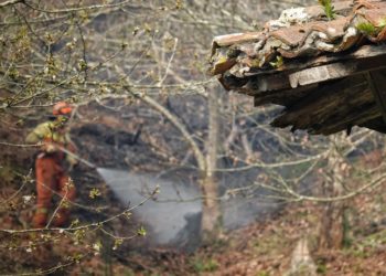 Otea apoya a los hosteleros y empresarios turísticos dañados por el incendio