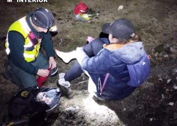 Rescate de madrugada: dos senderistas aparecen en Redes junto con sus perros
