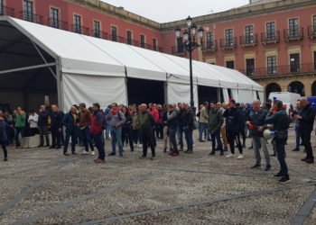 La Policía Local se echa a la calle de nuevo para exigir la negociación de su convenio