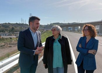 Ana González: «Que no exista el vial de Jove es un déficit del Ministerio»