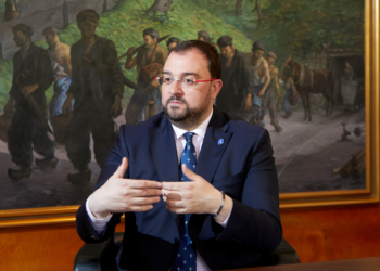 Barbón: «Pido a la gente que mire al polígono de Bobes. La ZALIA tendrá el mismo éxito»