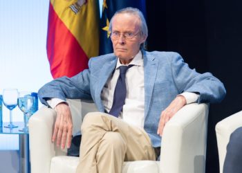 Cascos alaba la gestión de Josep Piqué «en favor de Asturias»