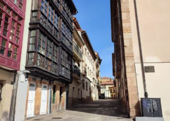 Tres detenidos por agredir con un machete a otras tres personas en Oviedo