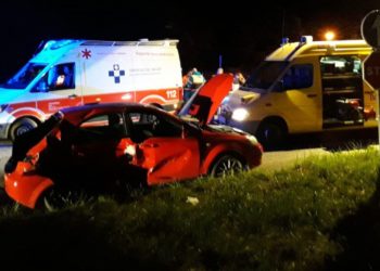 Una colisión de tráfico en Tineo deja dos heridos graves