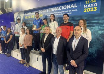 38 clubes de España y Portugal llenan de colorido el Trofeo Internacional de Natación Villa de Gijón