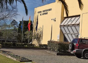 Denuncian agresiones a funcionarios en el Centro Penitenciario de Asturias