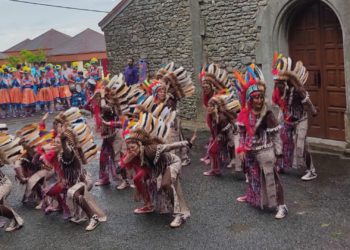 Castiello de Bernueces vibra en honor a San Pedro