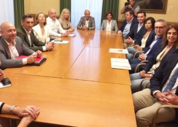 El nuevo gobierno gijonés, por primera vez al completo