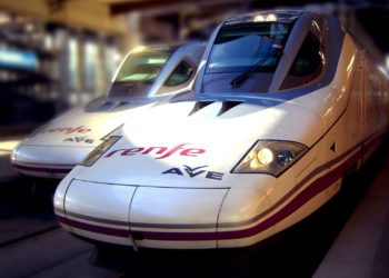 RENFE pone a la venta sus billetes estivales con descuentos para jóvenes