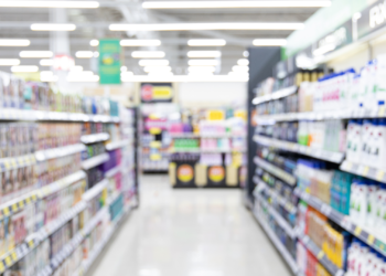 Juzgan a los dos acusados de robar en un supermercado de Sariego