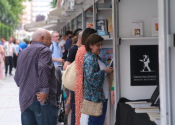 La Feria del Libro de Gijón se lanza a captar a los lectores adolescentes y jóvenes