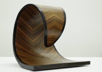 La artista Susan Bart expone sus esculturas este jueves en Oviedo