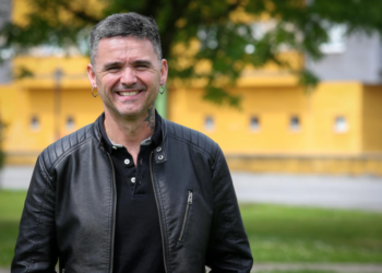 Miembros del Consejo Ciudadano de Podemos Asturies exigen la dimisión de Rafael Palacios