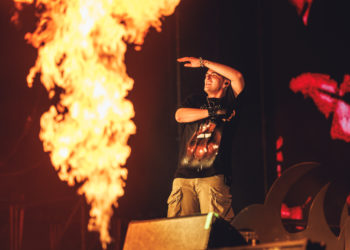 La llama de un multitudinario Boombastic no se apaga