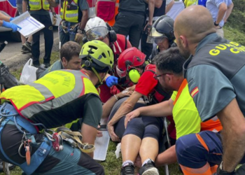6 heridos graves, 6 de consideración y 37 leves en el accidente del autobús que volcó cerca de Covadonga