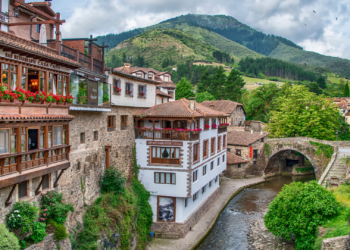 Asturias, entre las cinco comunidades que lideran la ocupación rural en agosto