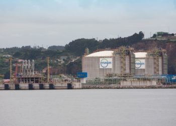 Endesa se hace con la explotación de la regasificadora de El Musel