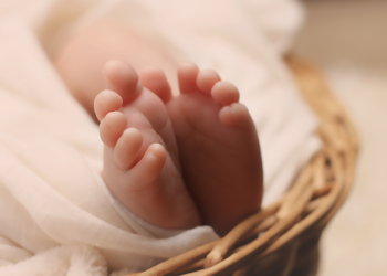 Cabueñes implanta un nuevo protocolo de cesárea acompañada