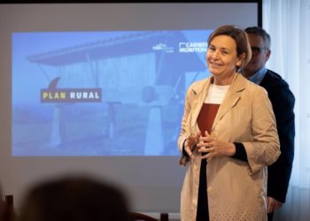 Moriyón afirma que los artistas en asturiano podrán seguir actuando en Gijón