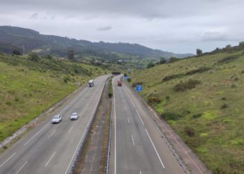 Más de 20 accidentes dejan un fallecido y ocho heridos el fin de semana en las carreteras asturianas