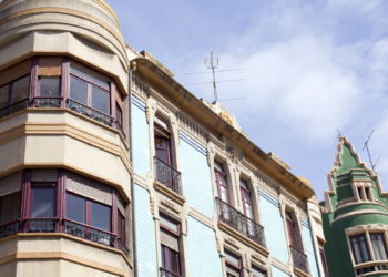 IU quiere limitar la proliferación de viviendas turísticas en Gijón