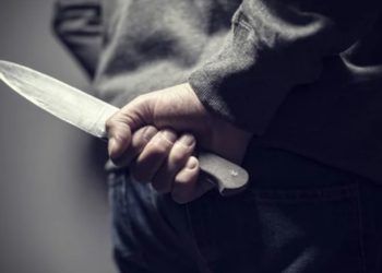 Atracan a punta de navaja a dos turistas en Luanco